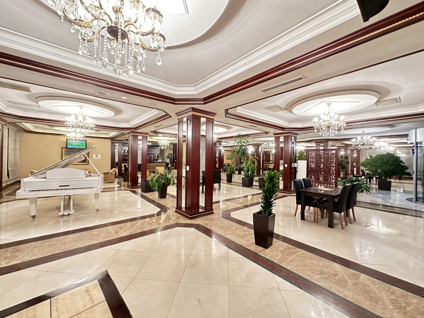 Photo - Modern Hotel - Baku