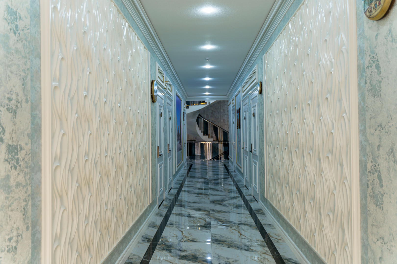 Foto - AYNIY Hotel