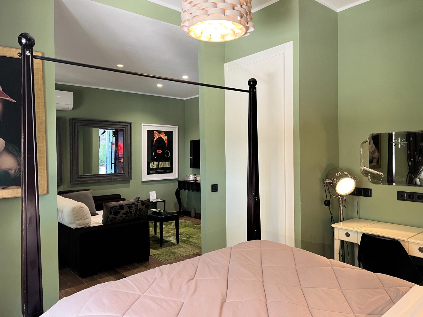 Photo - Marbella Boutique Art suites