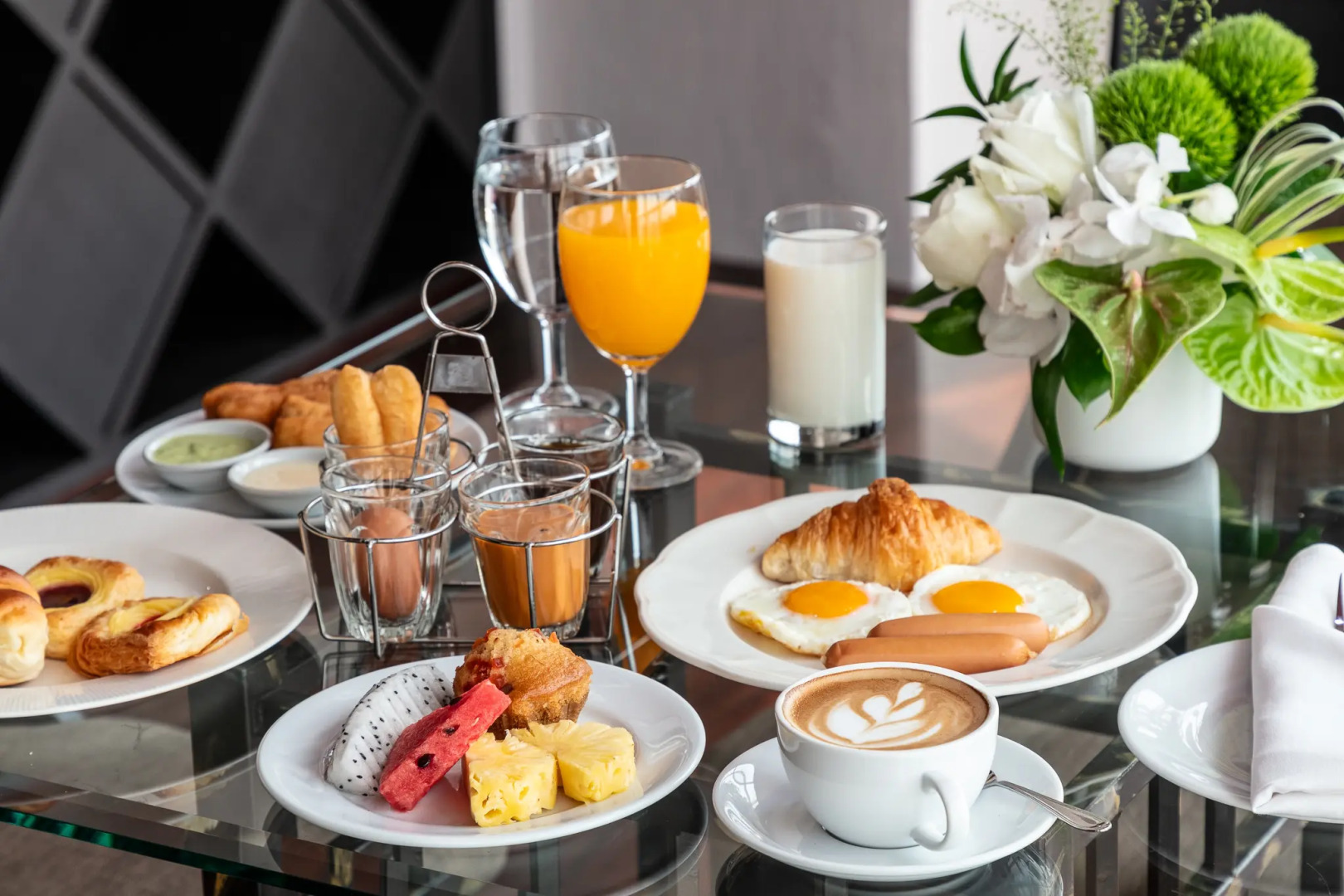 Photo - Baiyoke Sky Hotel