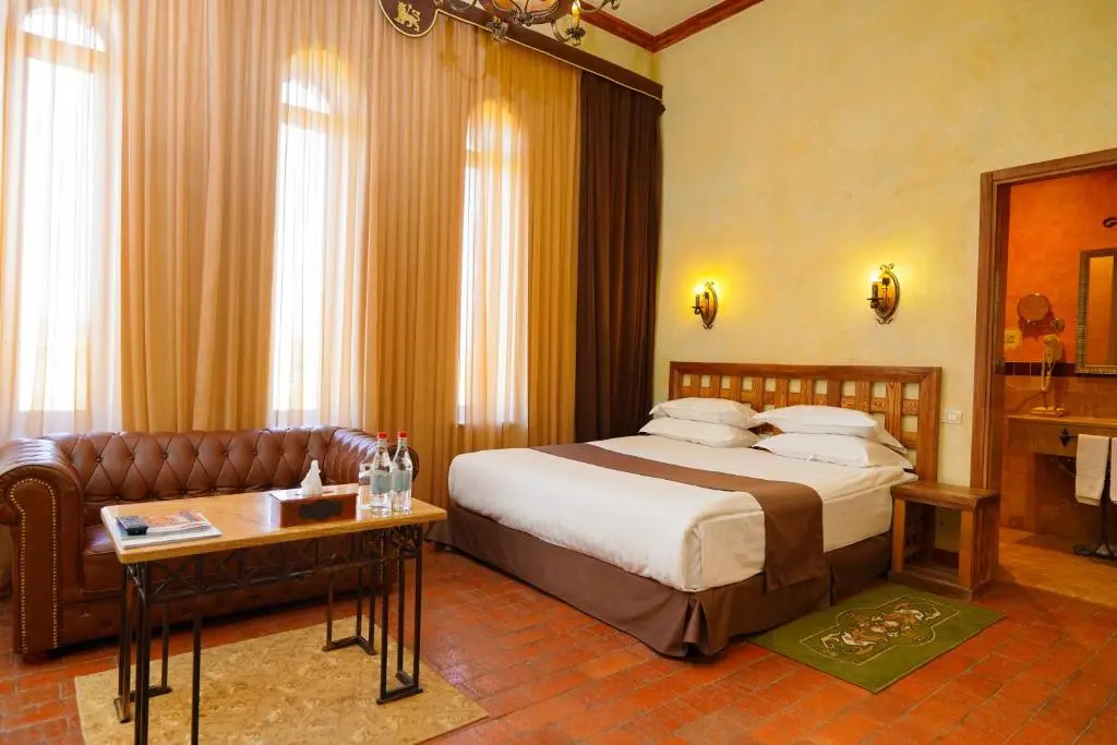 Photo - Caucasus Hotel