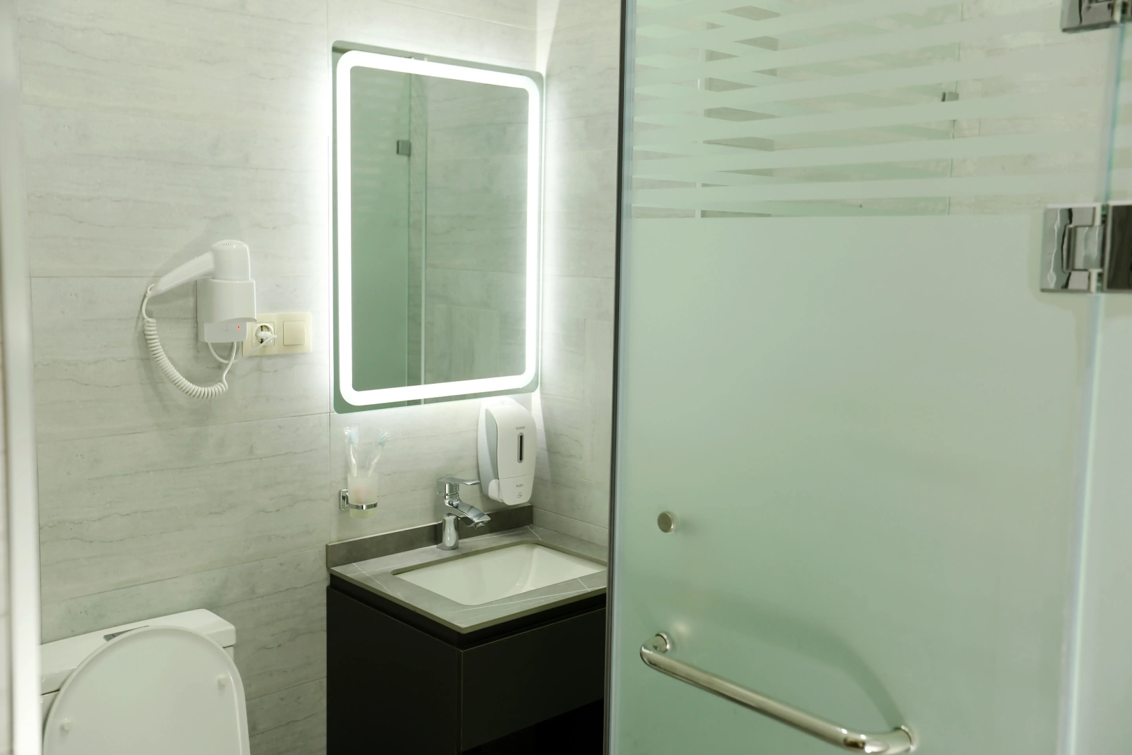 Photo - Parklane Hotel