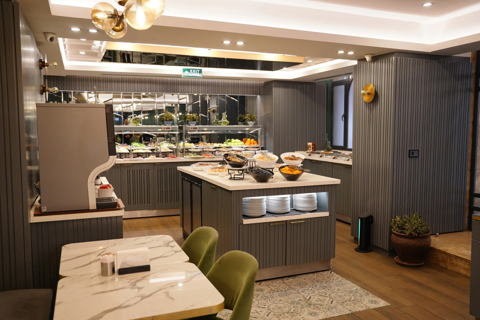 Photo - Amethyst Hotel