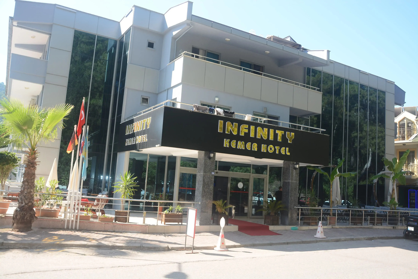 Foto - Infinity Hotel