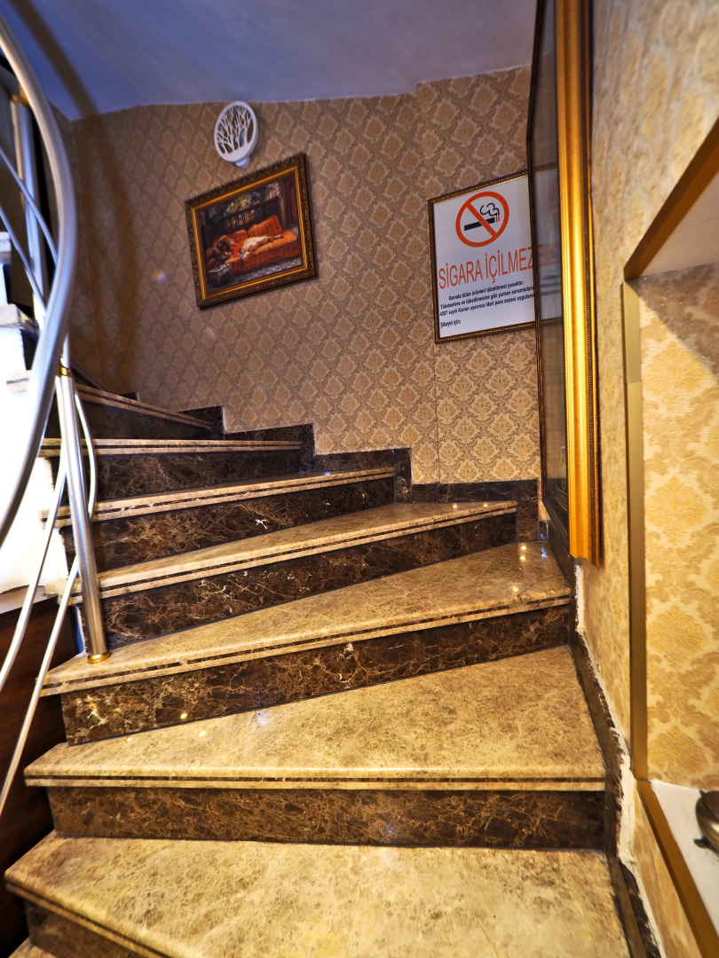 Photo - Elysion Hotel