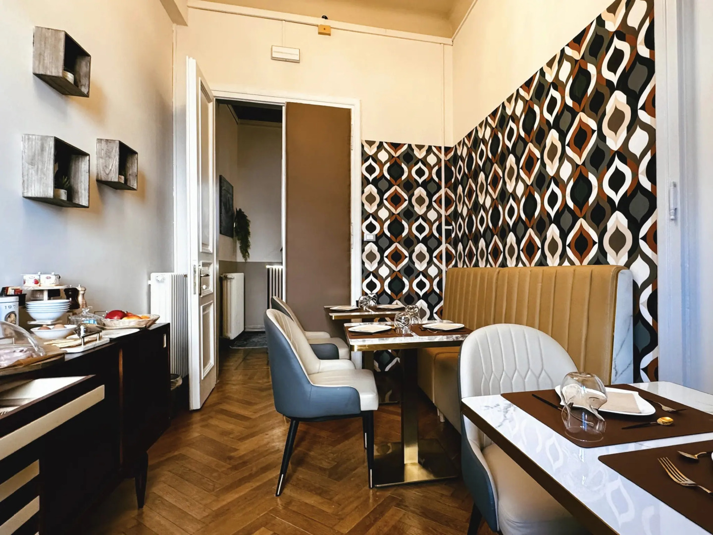 Foto - Bed and Chic art rooms