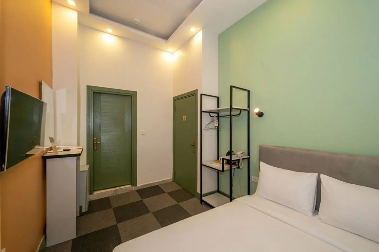 Photo - Rafinn Hotel