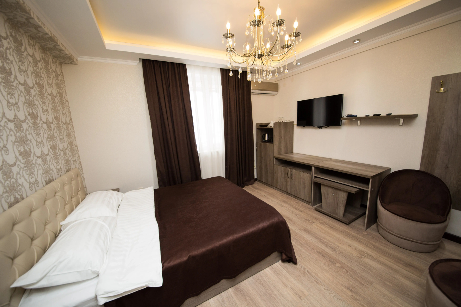 Photo - De'Mar Hotel
