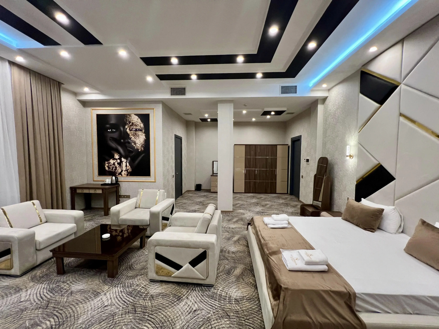 Foto - Royal Mansion Hotel