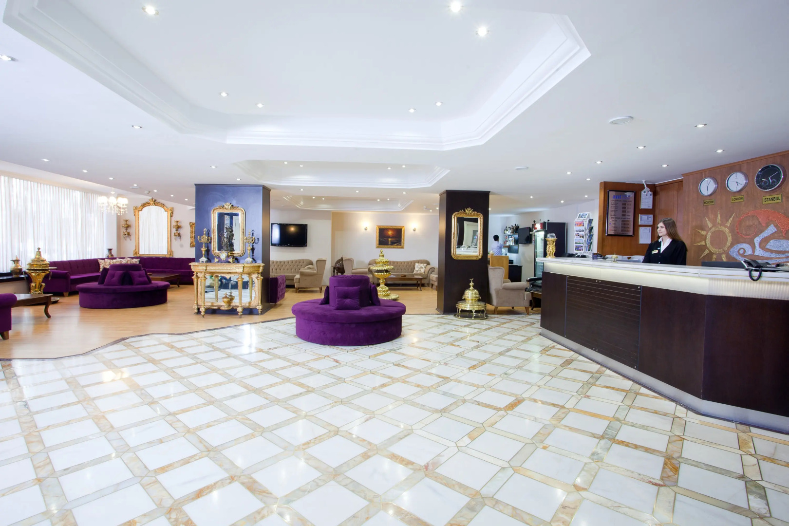 Photo - Grand Ant Hotel