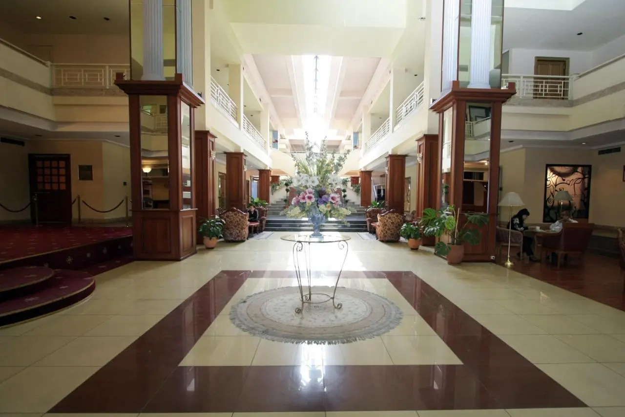 Foto - Le Grande Plaza Hotel