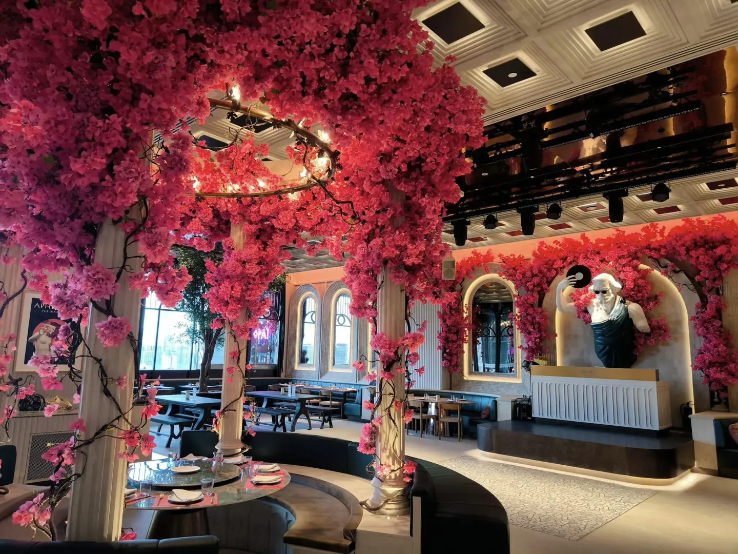 Photo - Column Bangkok Hotel