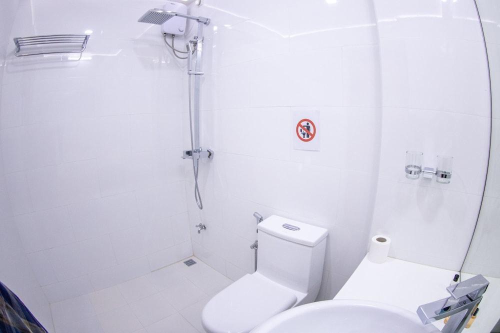 Foto - PERLA Dhangethi