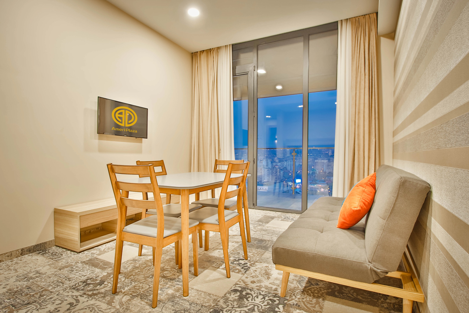 Foto - Ameri Plaza Tbilisi