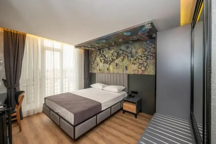 Photo - Continental Airport Hotel
