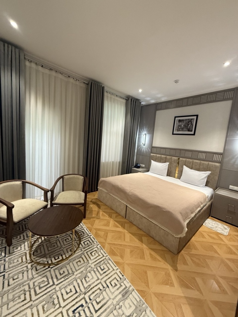 Foto - Karvon Plaza Hotel