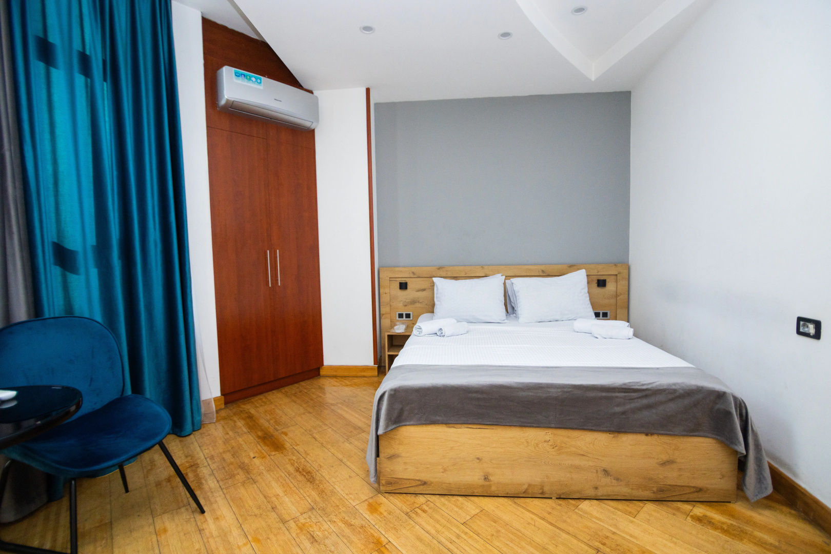 Photo - Friendly Hotel