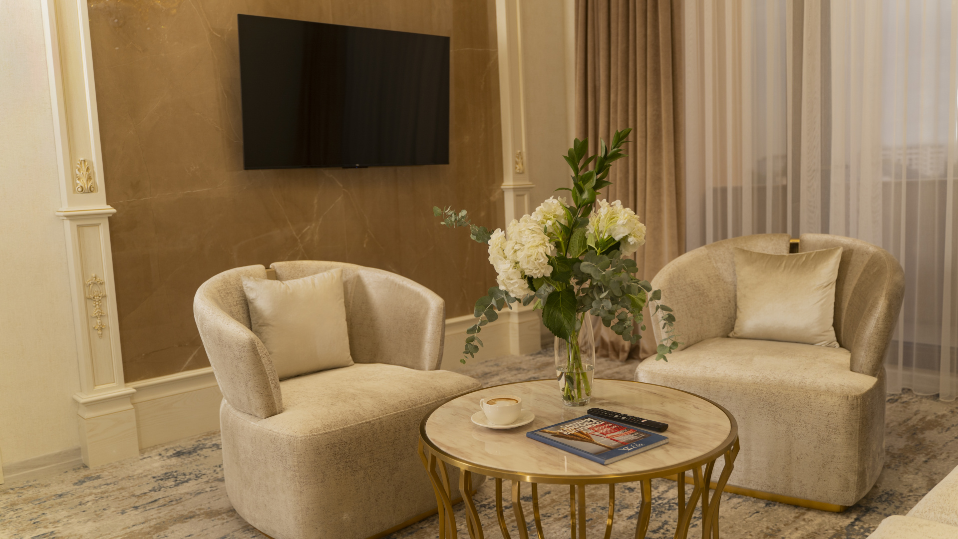 Photo - Dilimah Premium Luxury Hotel