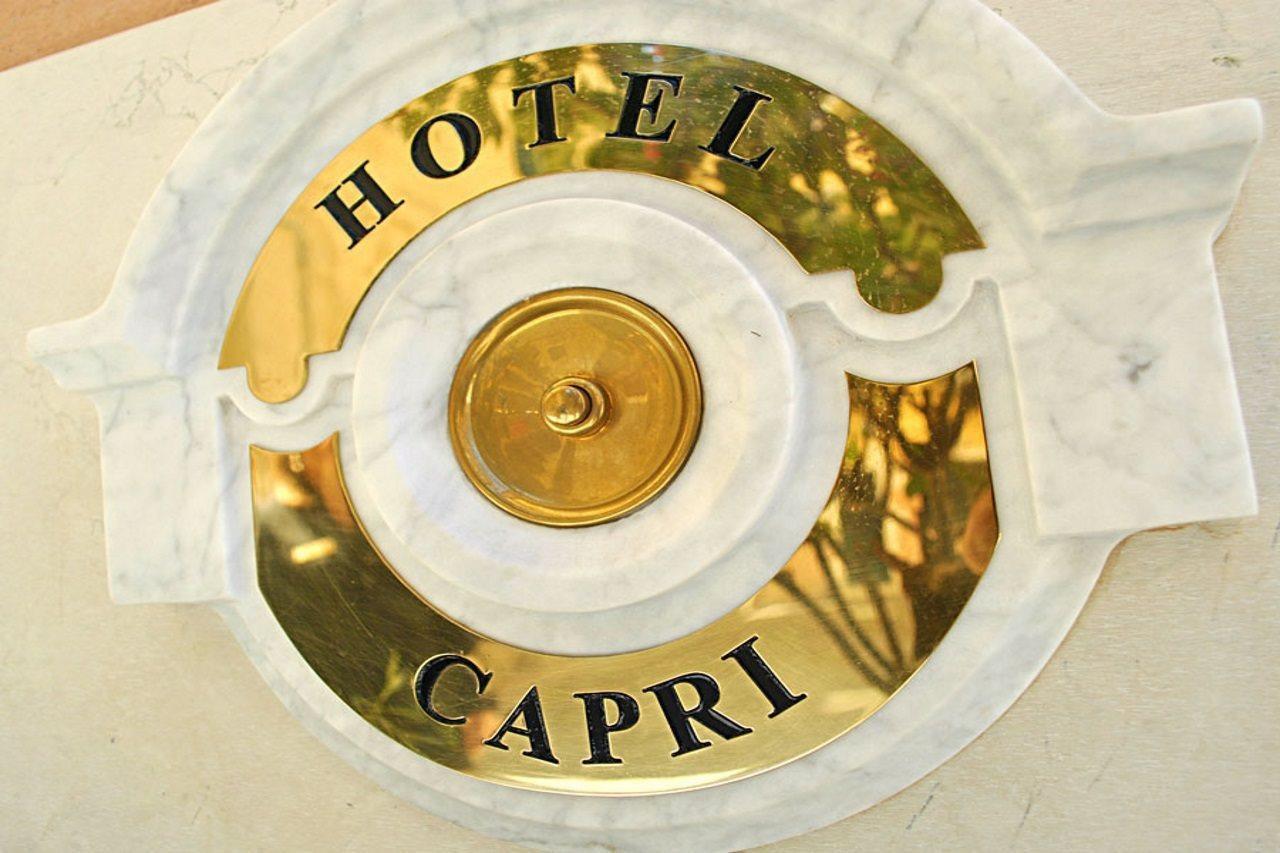 Photo - Carlton Capri Hotel