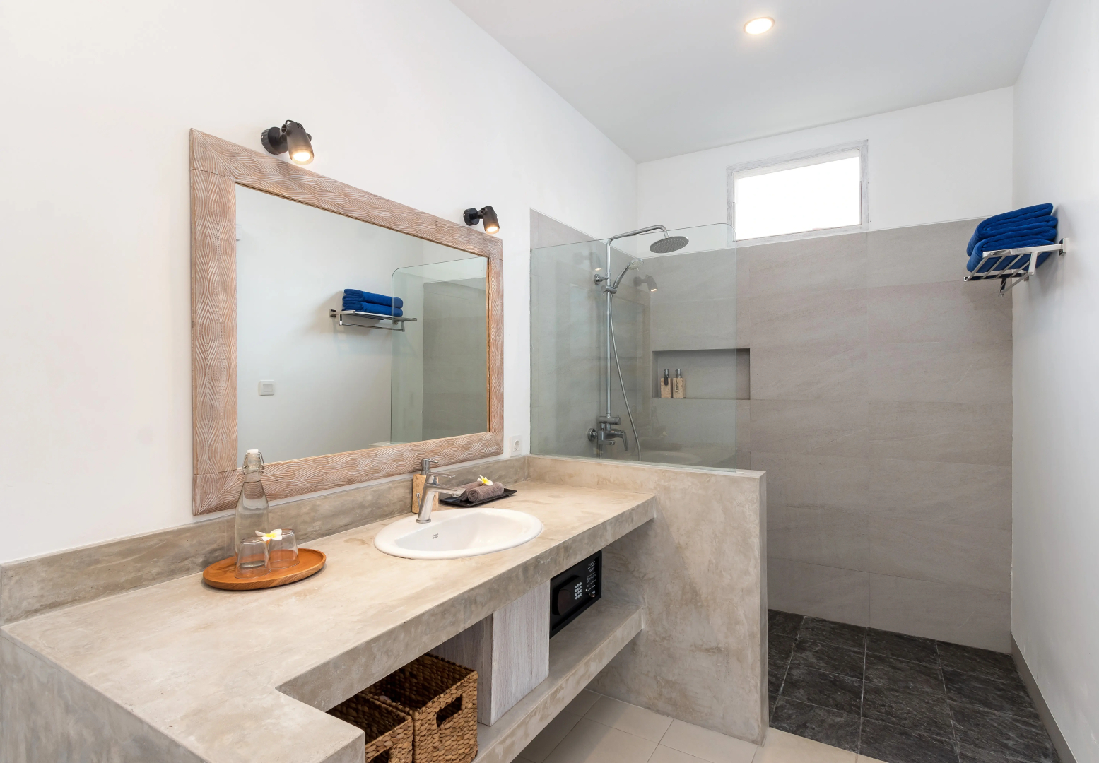 Photo - Villa Hiburan 2 by Villa Finder