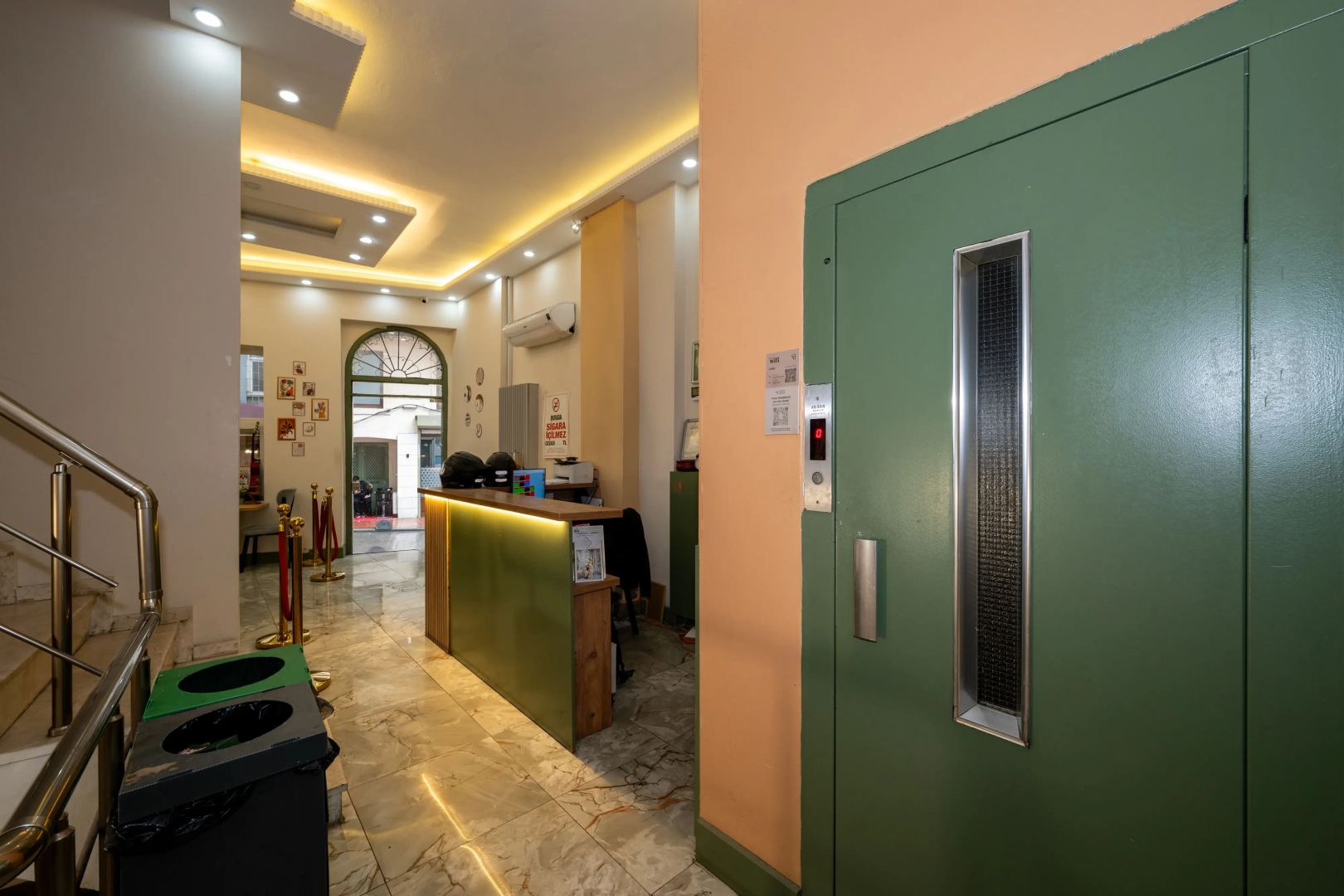 Photo - Rafinn Hotel