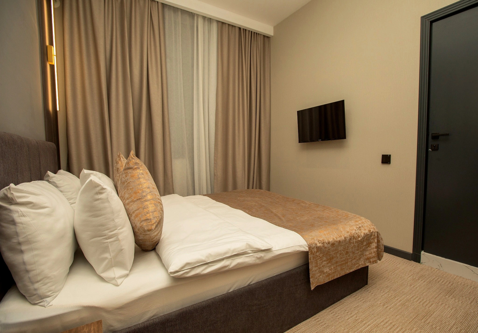 Foto - Twelve Inn Hotel