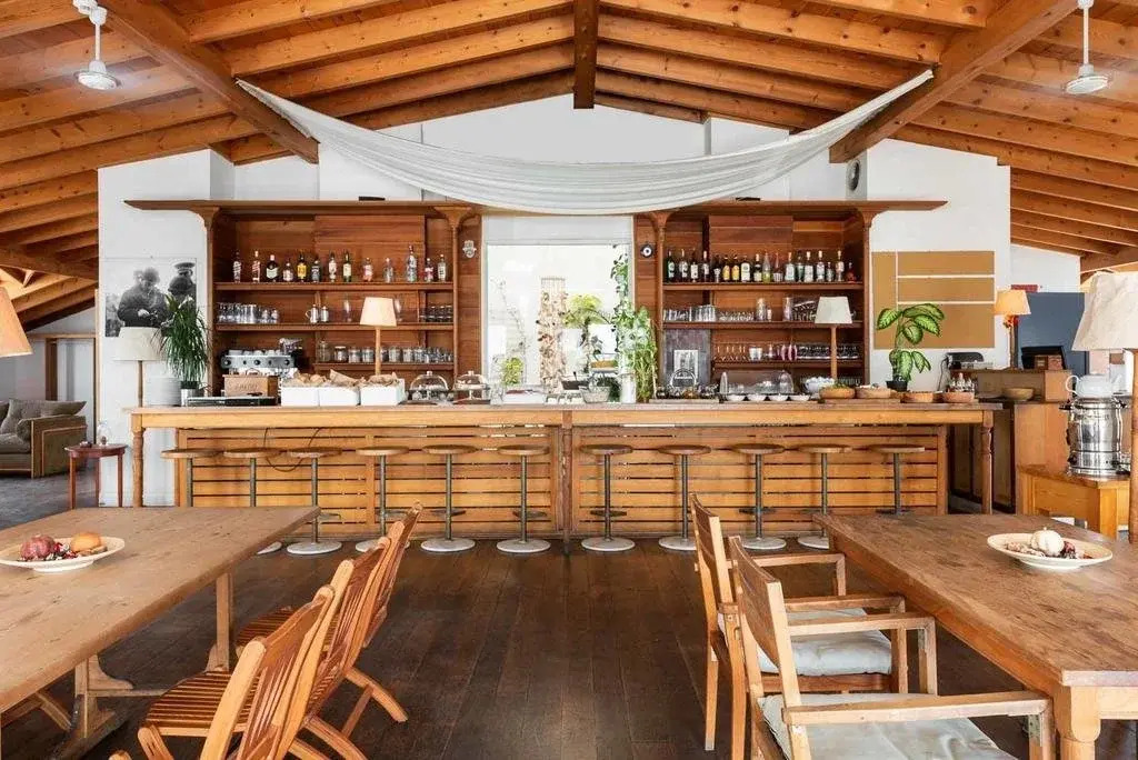 Photo - Adahan DeCamondo Pera, Autograph Collection