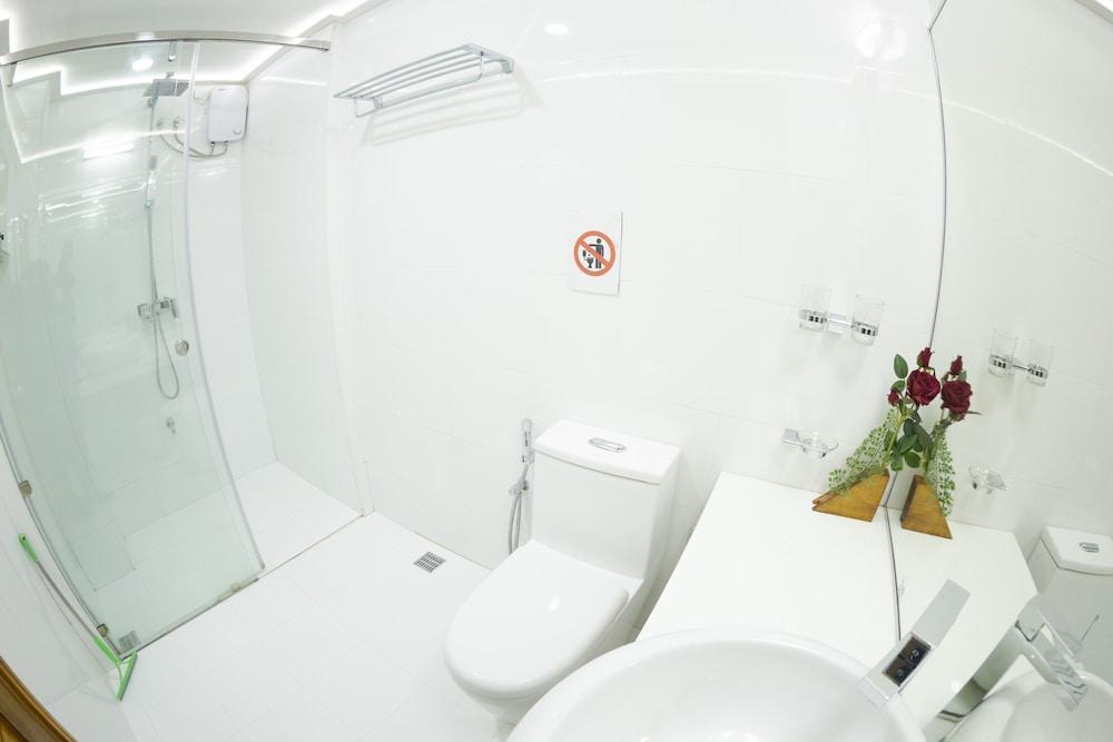 Foto - PERLA Dhangethi