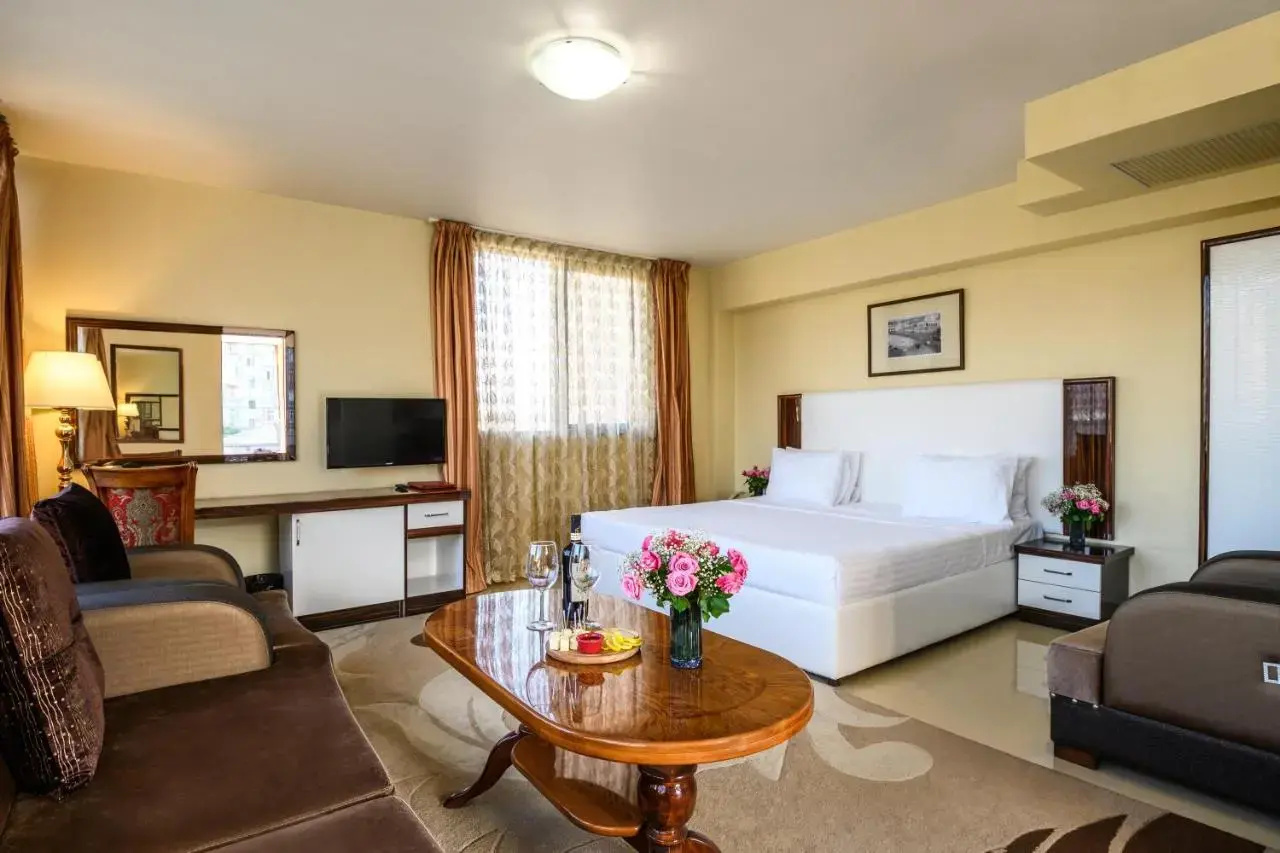 Foto - Royal Plaza by Stellar Hotels, Yerevan