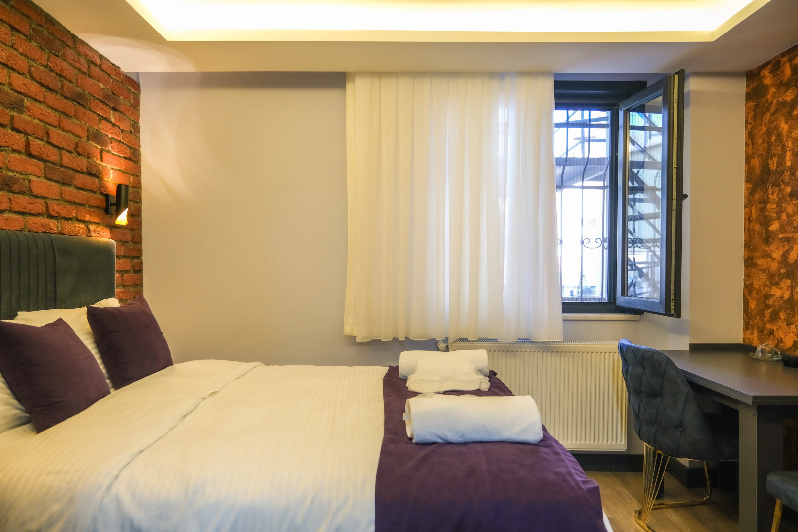 Foto - Yellow Mansion