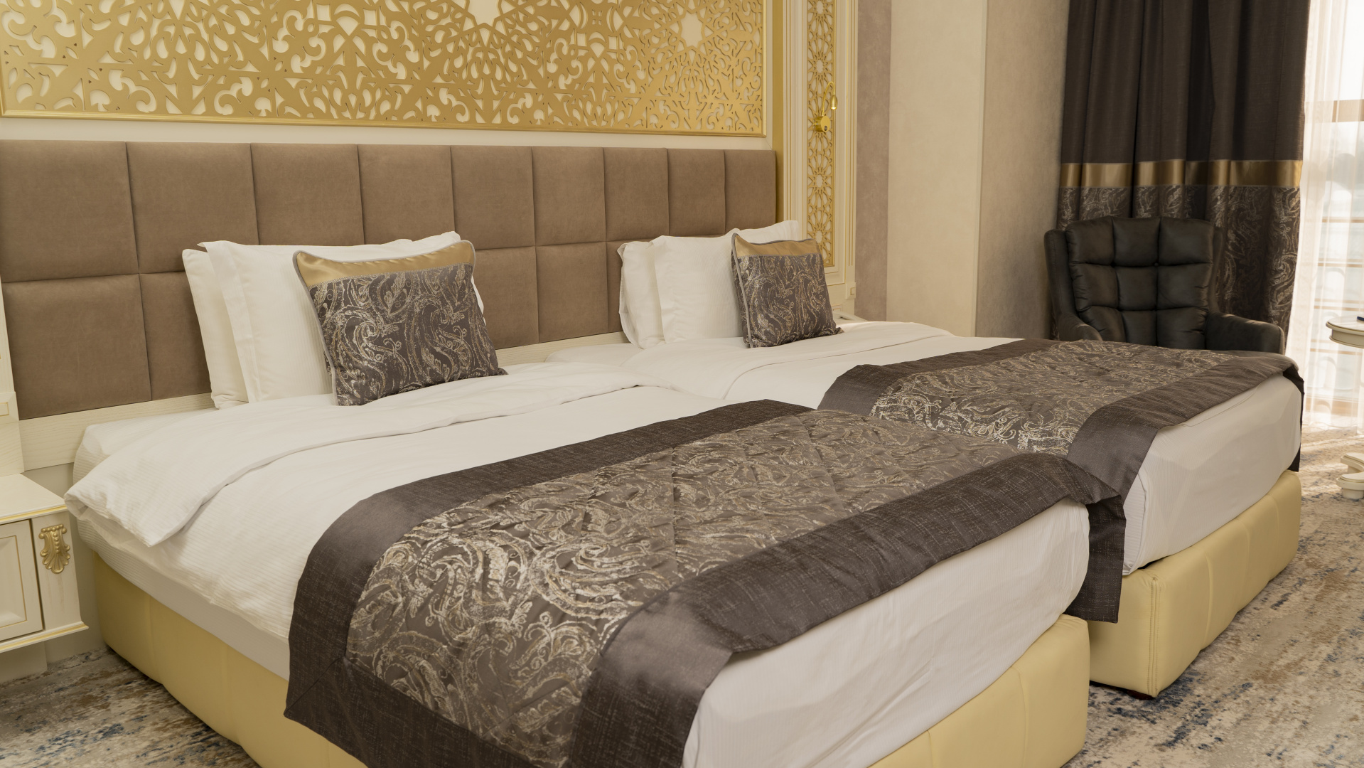 Photo - Dilimah Premium Luxury Hotel