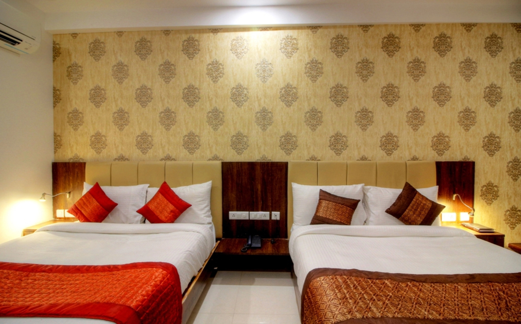 Photo - Hotel Almati Inn - Near Delhi Airport