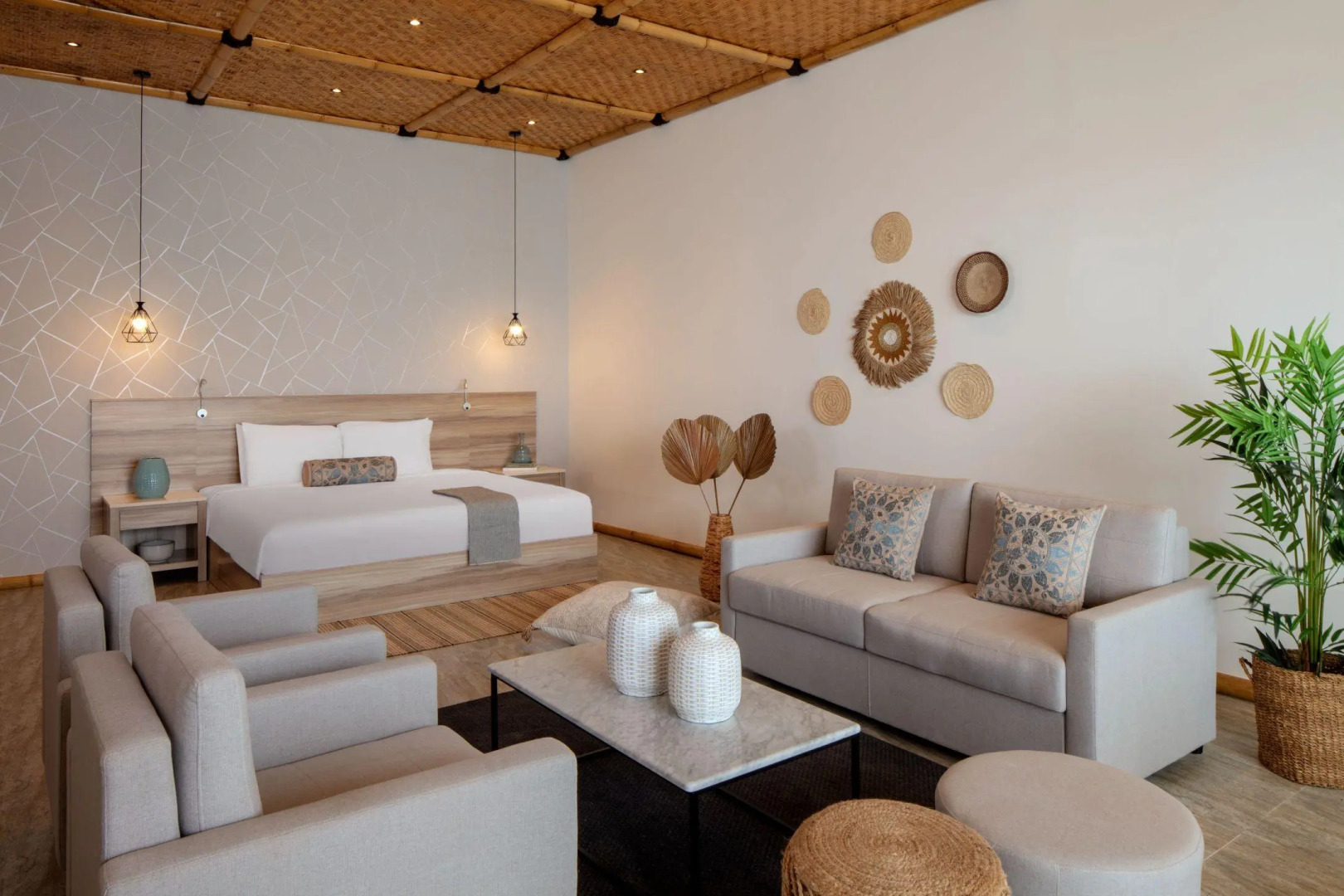 Photo - Anantara World Islands Dubai Resort