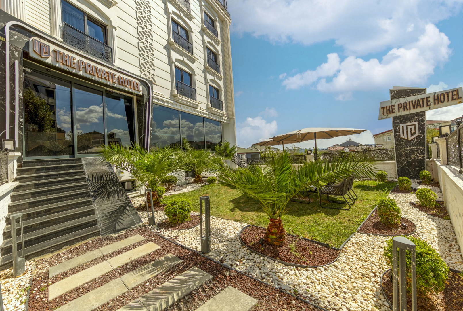 Photo - The Private Airport Hotel
