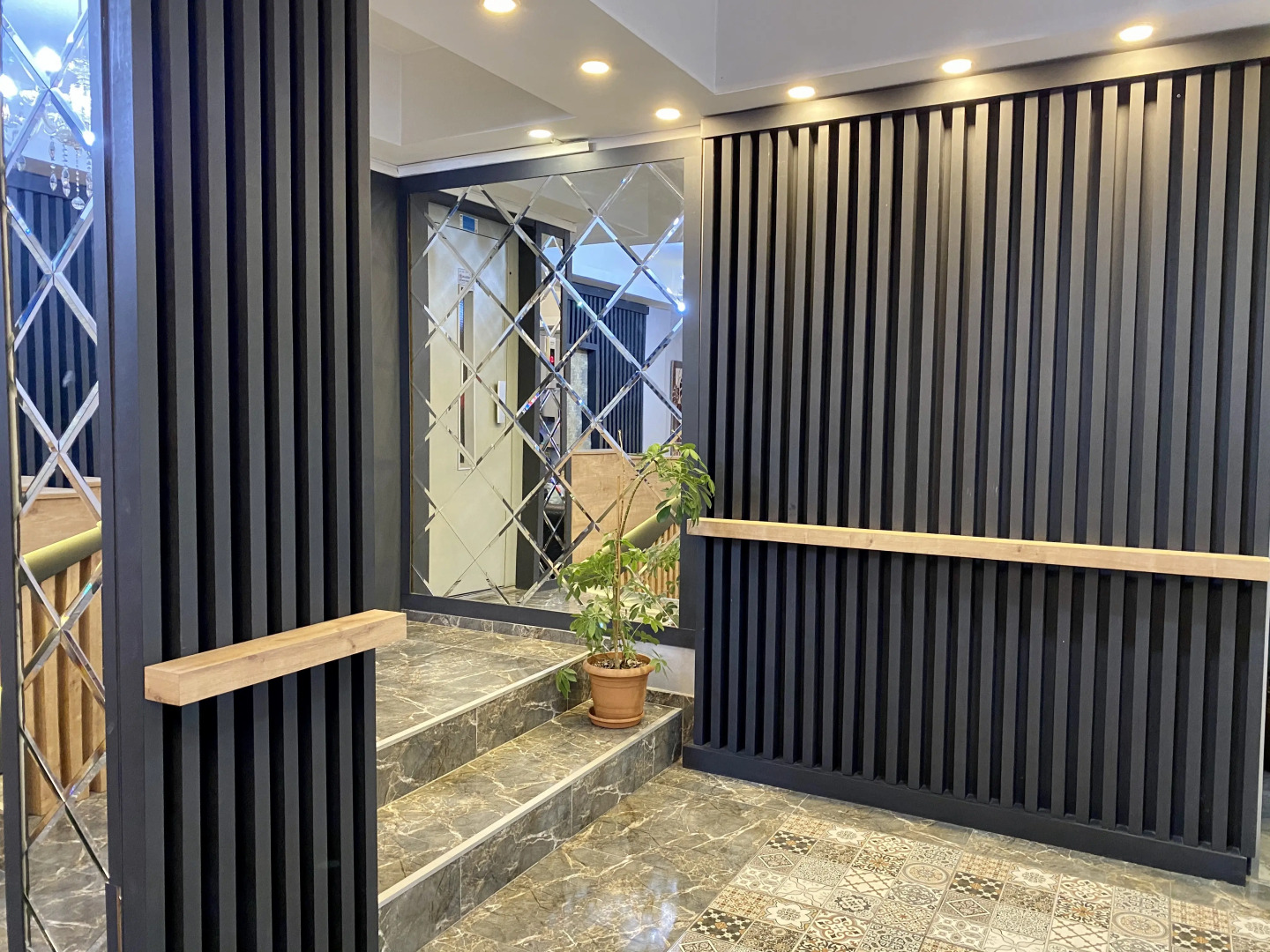 Photo - Orange Airport Hotel