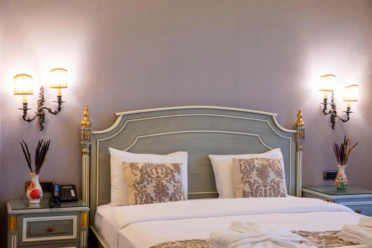 Photo - Sapphire Marine