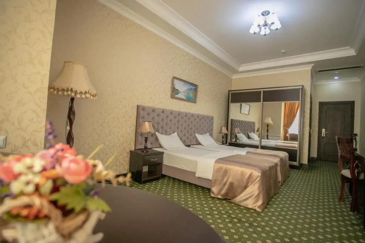 Photo - Gloria Hotel