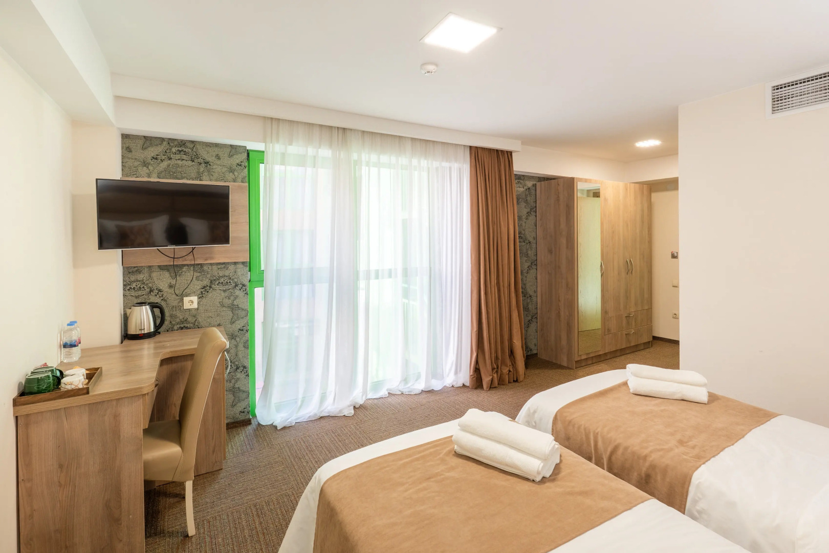 Foto - Hotel Somi Inn