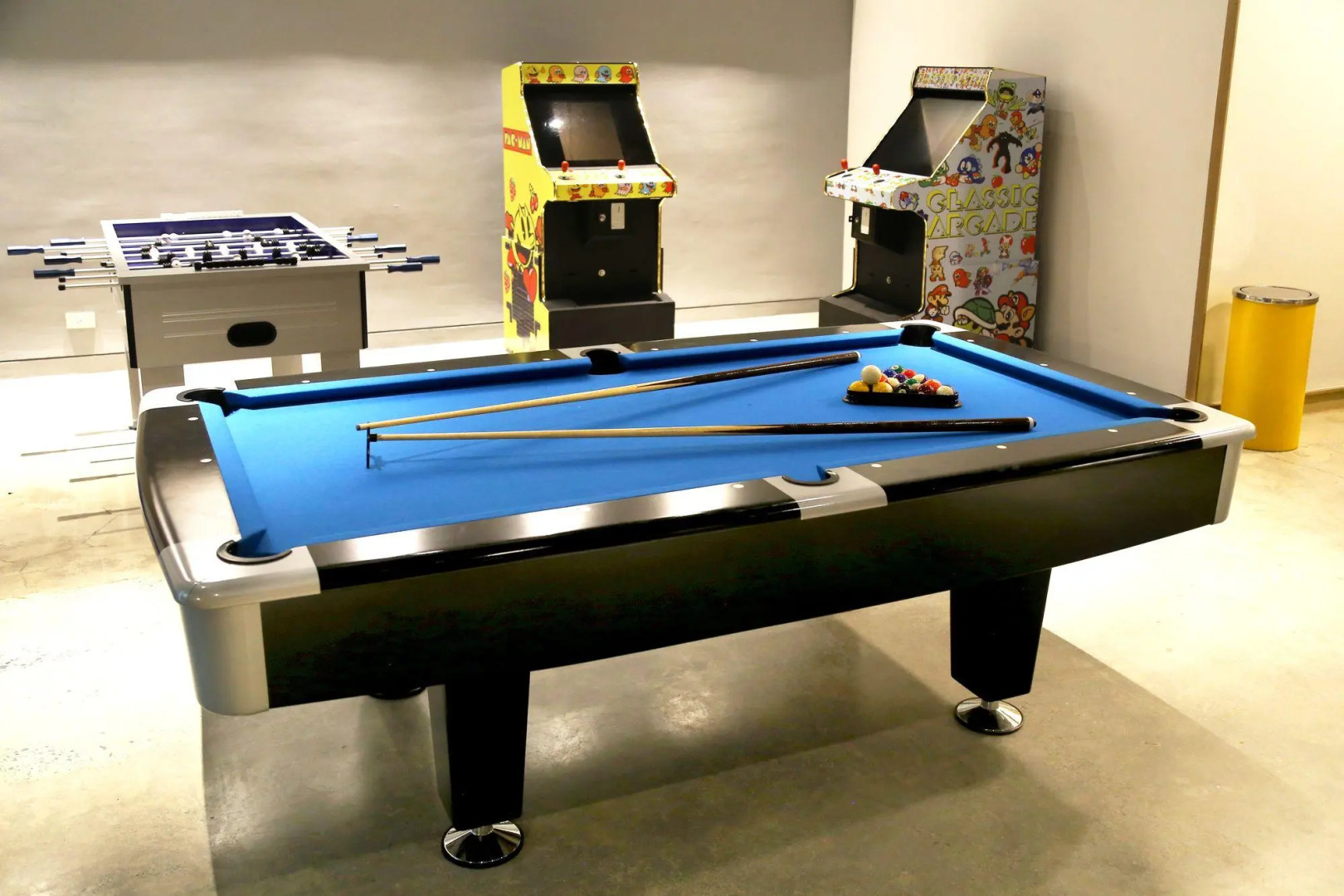 Foto - Lub d Manila Makati - Central Makati, Near Nightlife