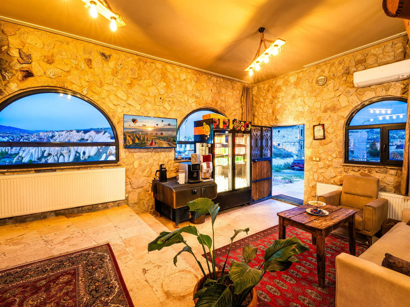 Photo - Ala Stone Hotel