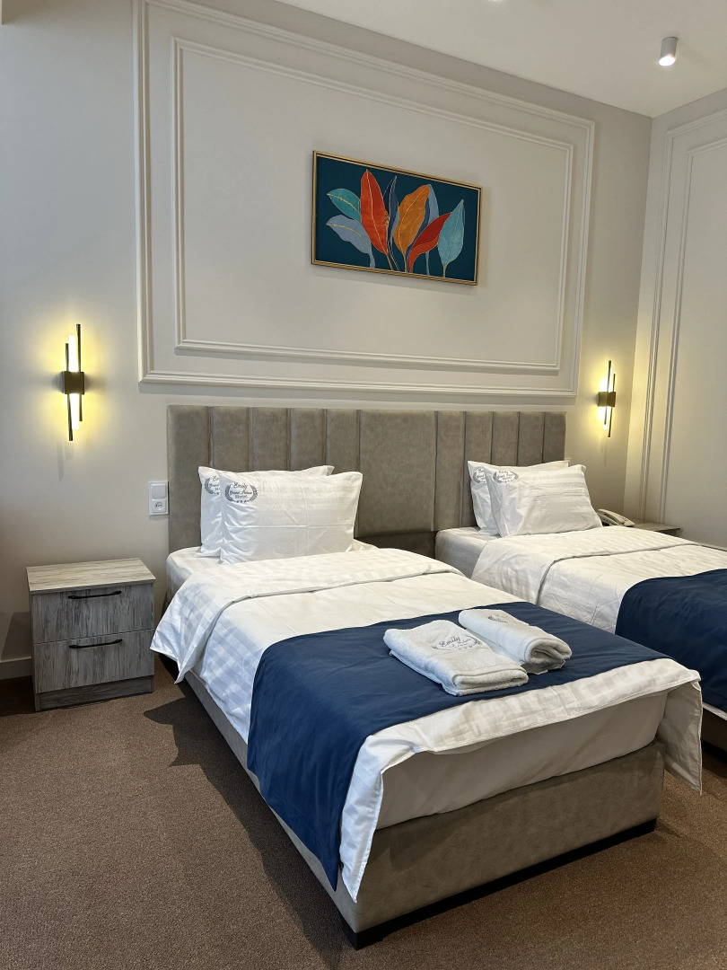 Photo - Emily Grand Palace