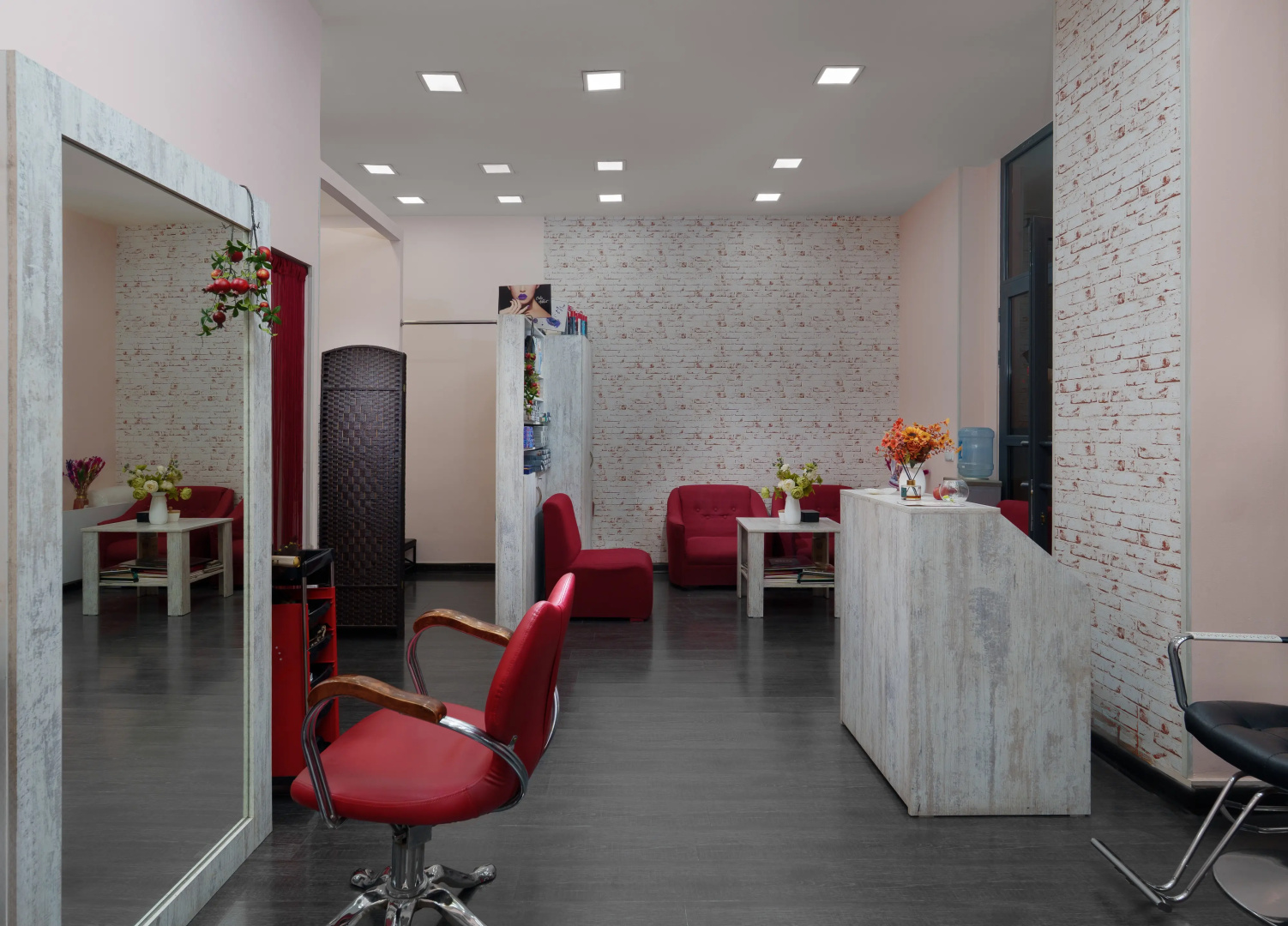 Photo - Ani Plaza Hotel
