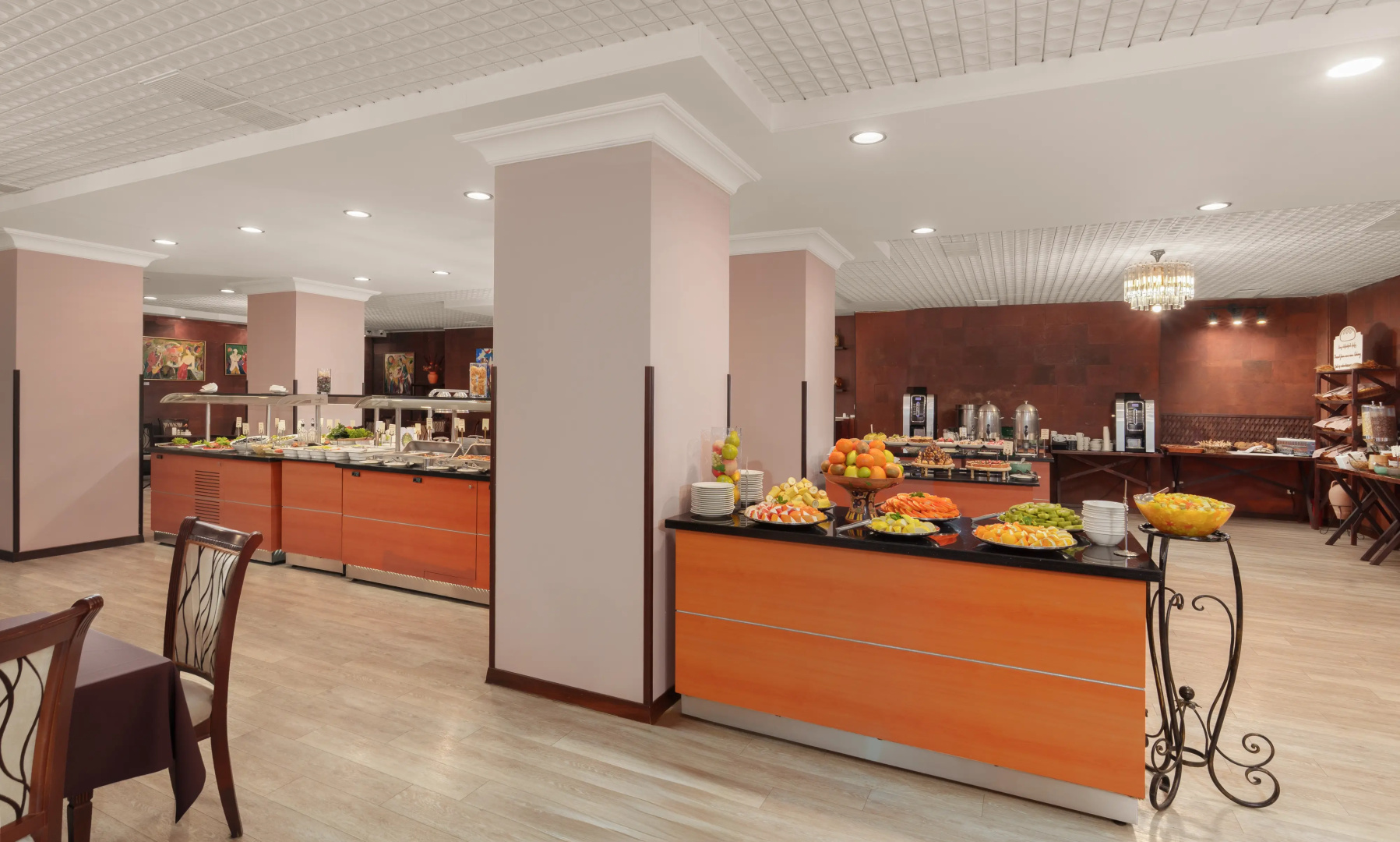 Photo - Ani Plaza Hotel