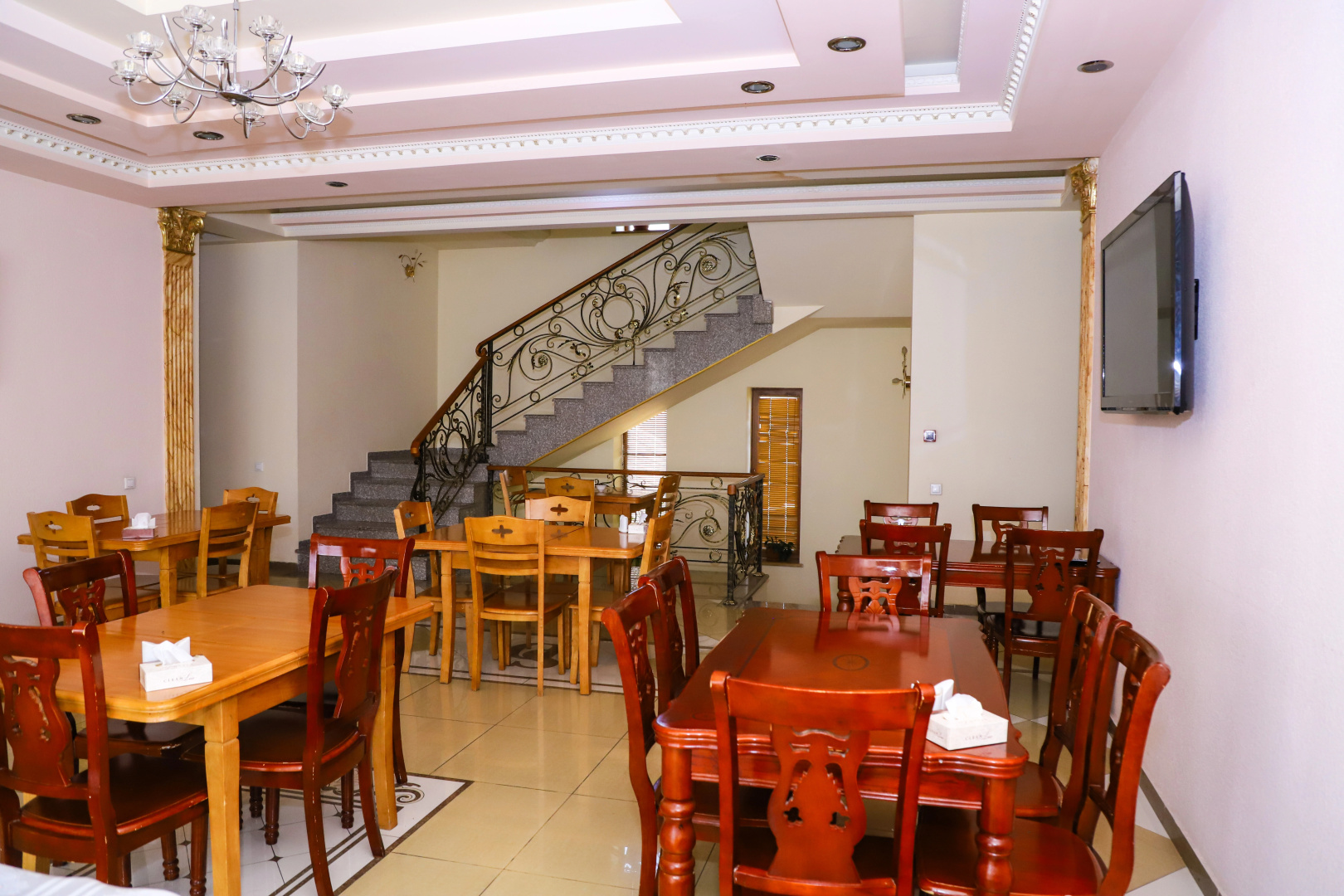 Photo - SD David Hotel
