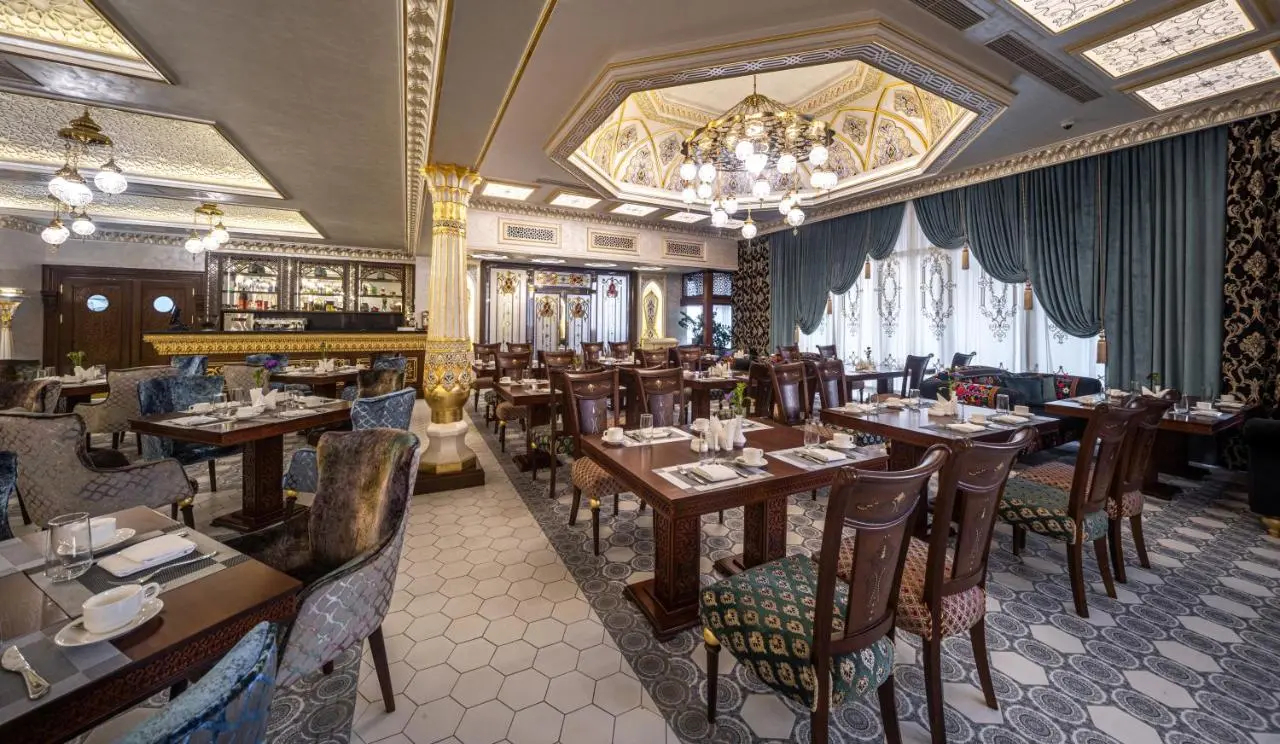 Photo - Manor Hotel