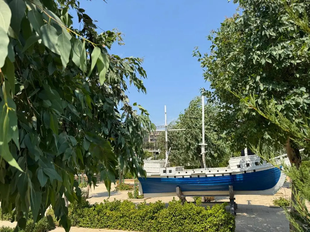 Photo - Sapphire Marine