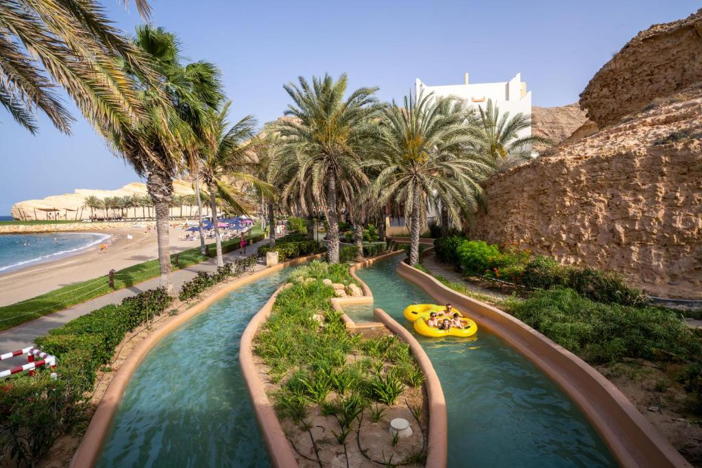 Photo - Shangri-La's Barr Al Jissah Resort & Spa — Al Waha Hotel