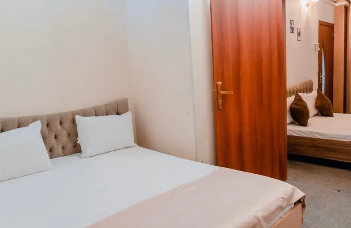Photo - Best Center Inn Hotel