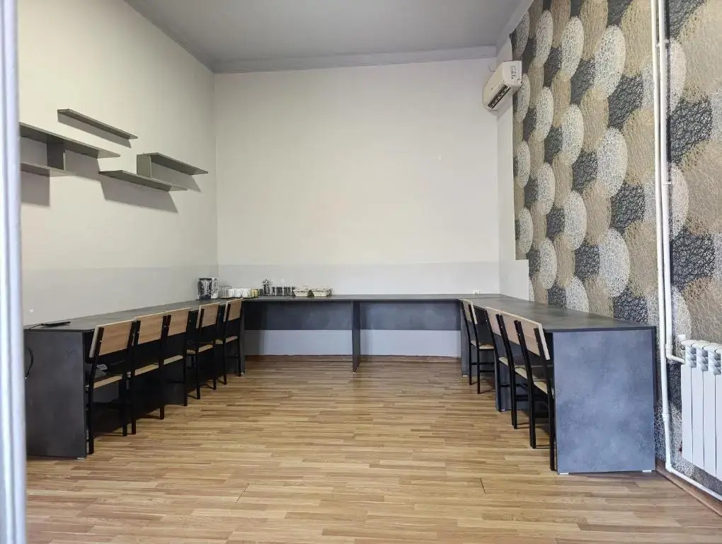 Photo - Dreamer's Den Hostel and Tours