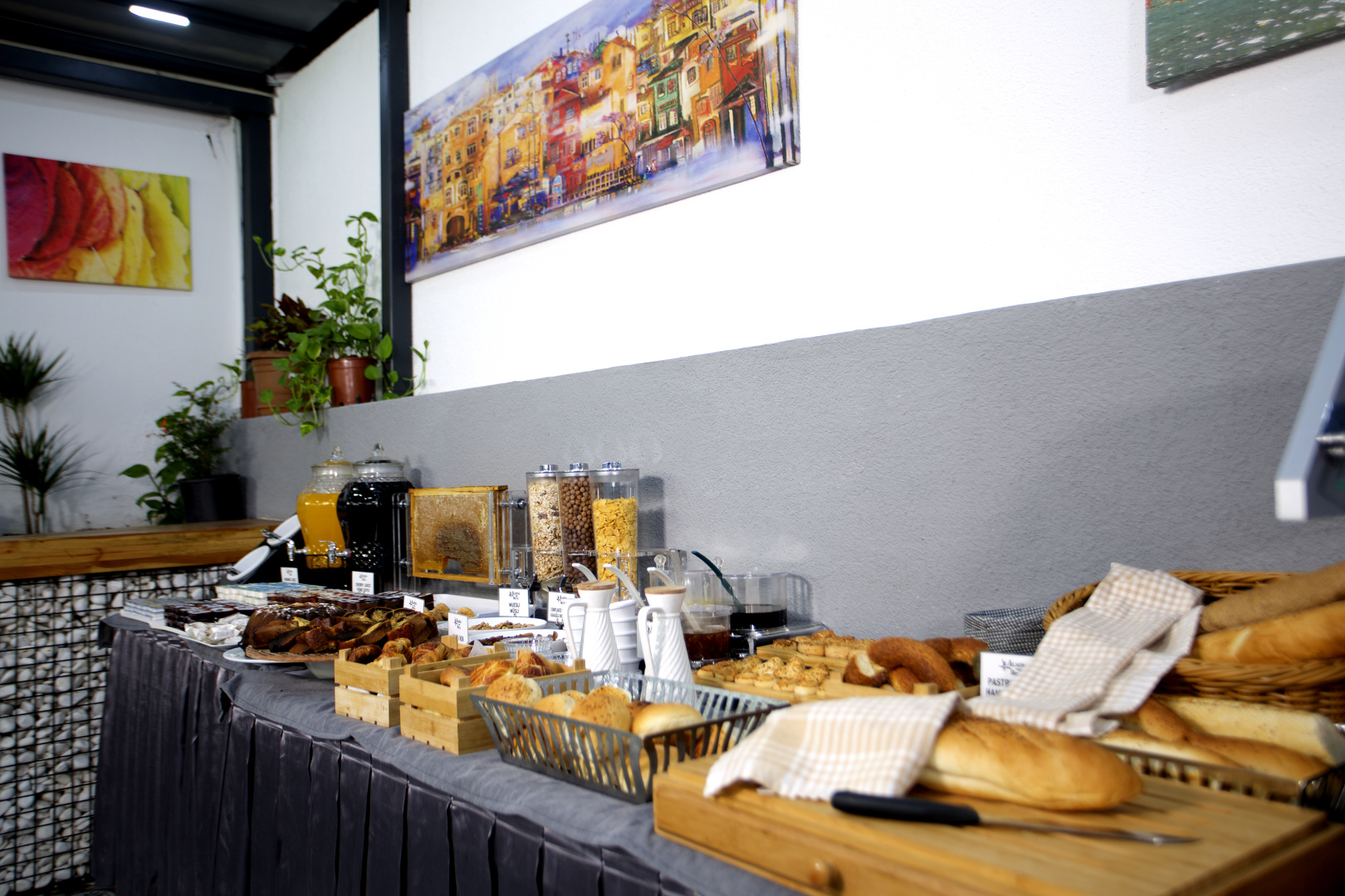 Photo - Almina Inn Hotel
